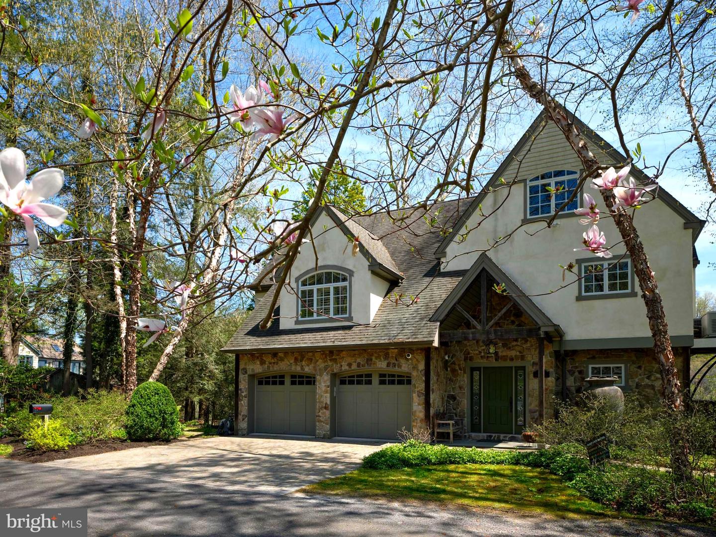 30 Bridge Four Ln Property Photo