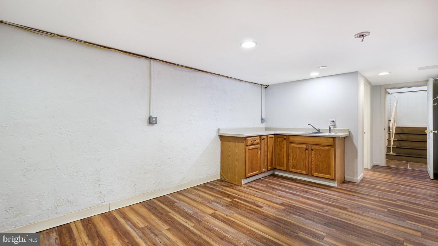 342 Green St Property Photo 42
