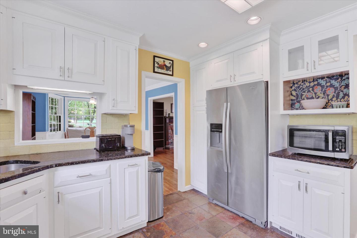83 Winding Ln Property Photo 15