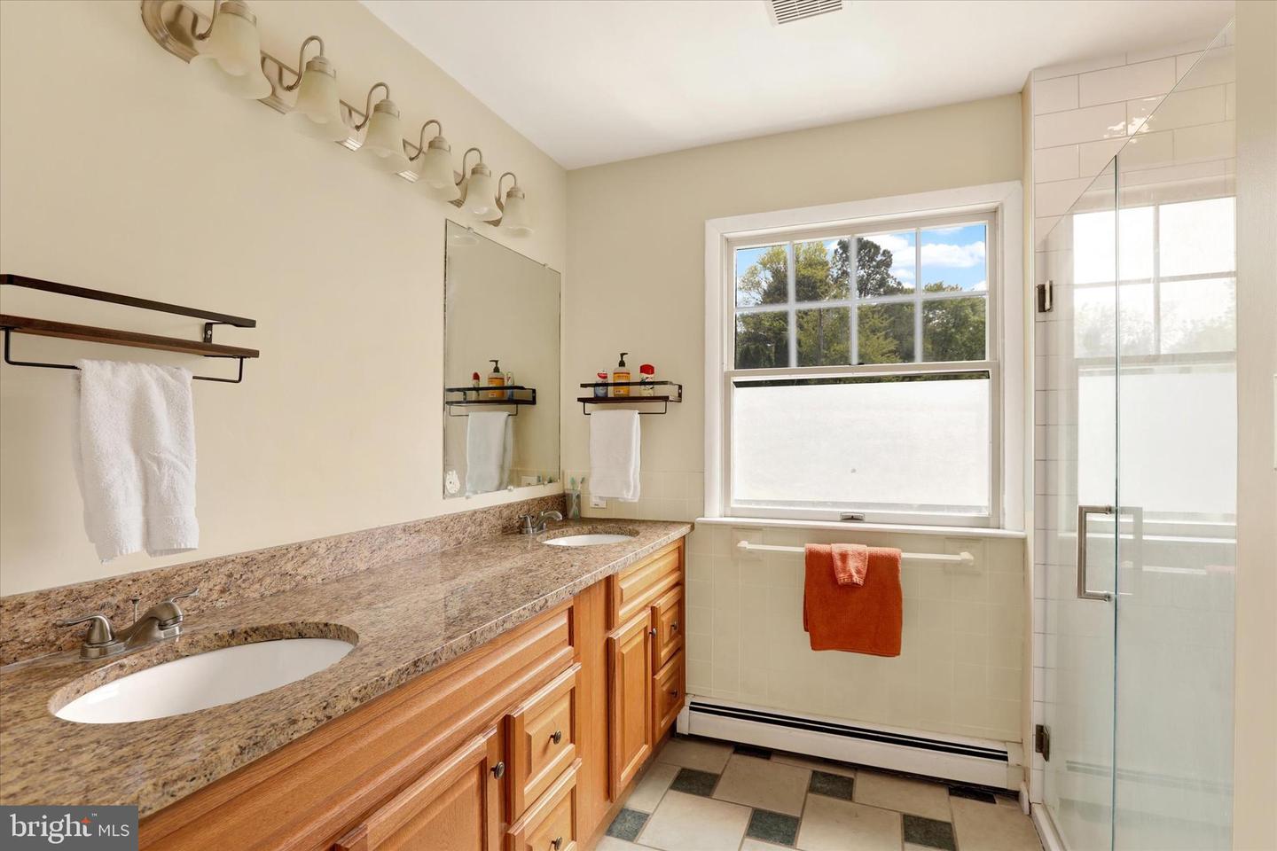 83 Winding Ln Property Photo 28