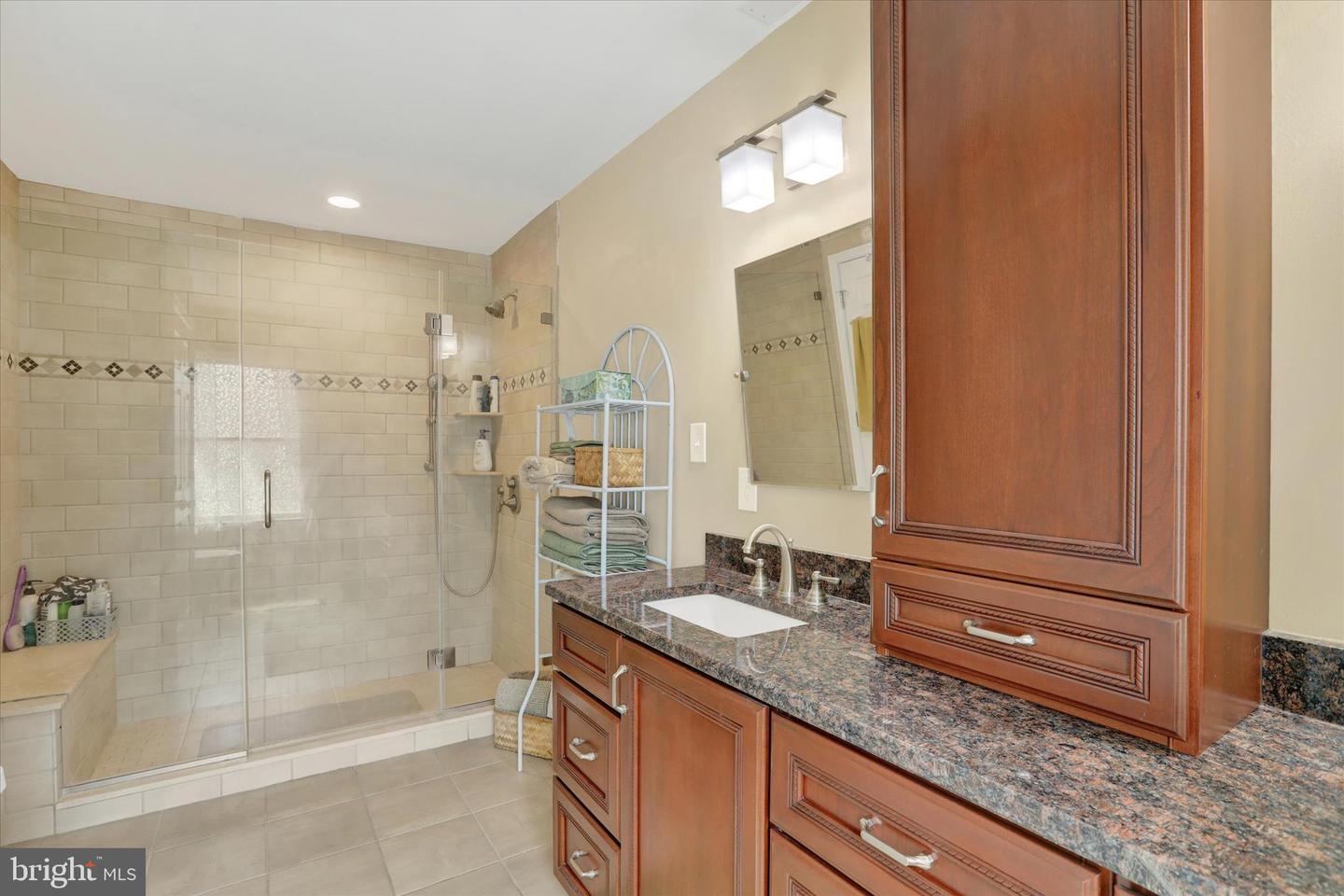 83 Winding Ln Property Photo 38