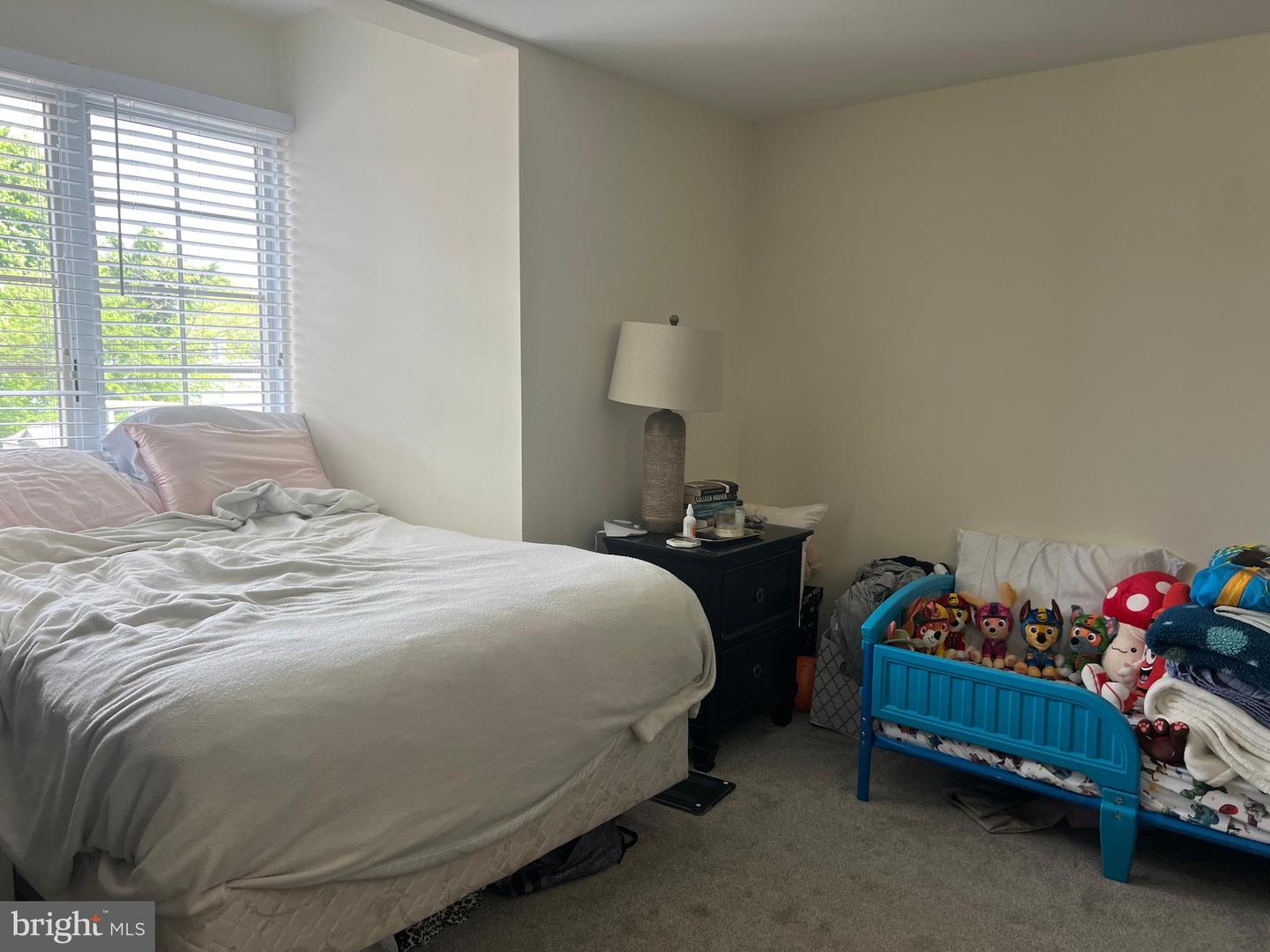 242 Wood St Property Photo 14