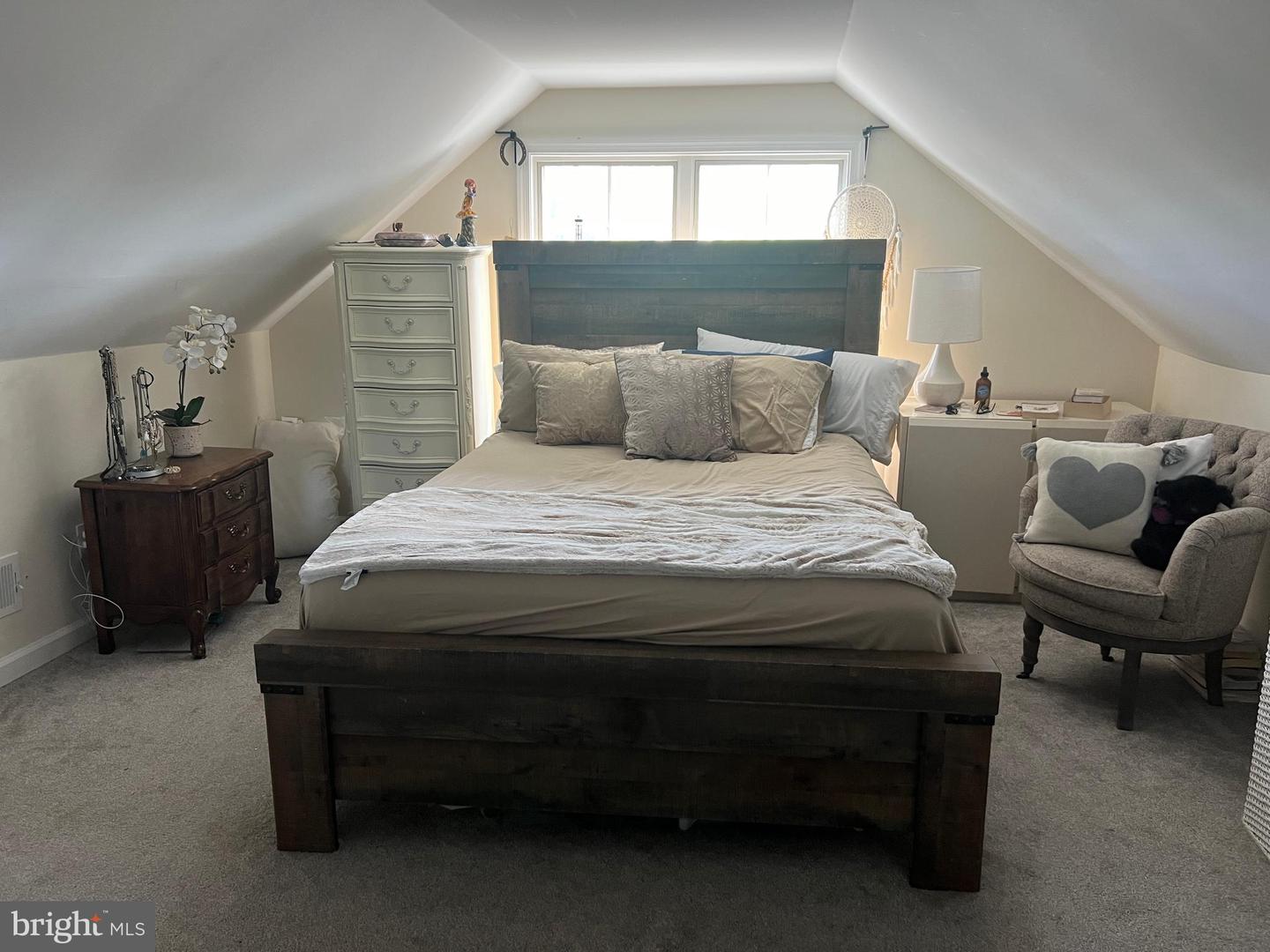 242 Wood St Property Photo 15