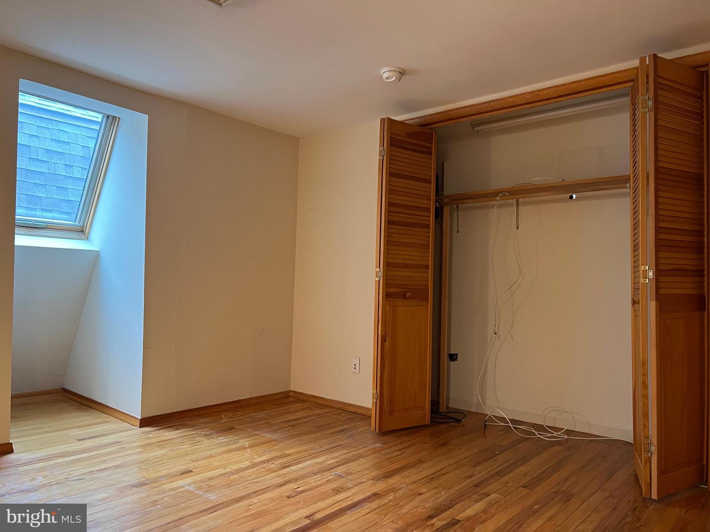 242 Wood St Property Photo 20