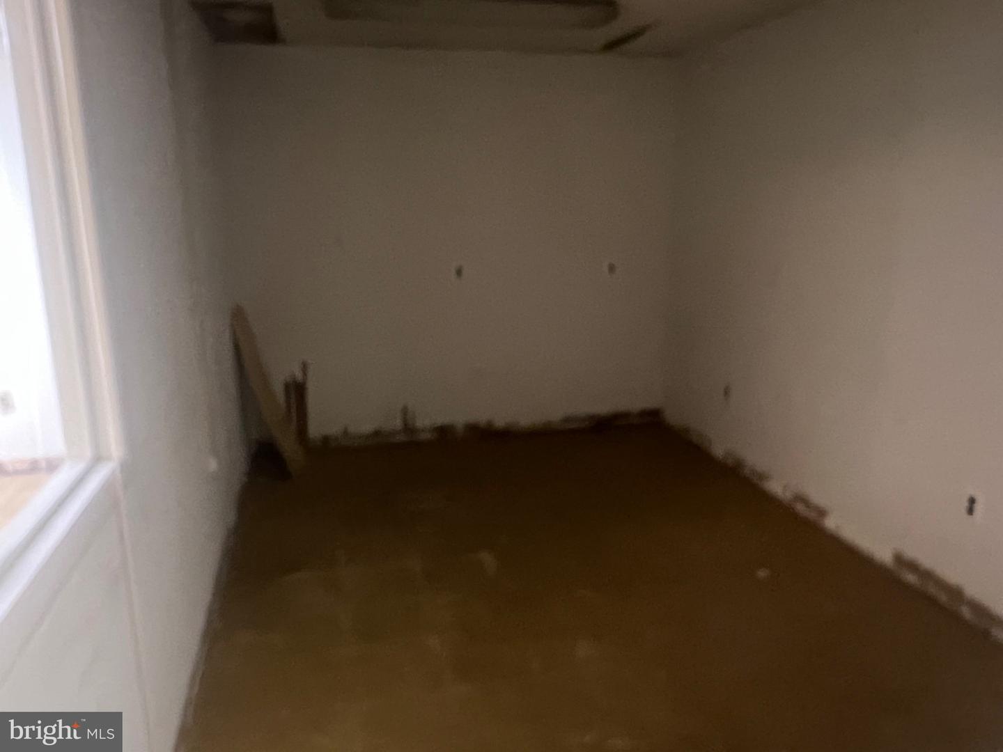 530 W Street Rd Property Photo 9