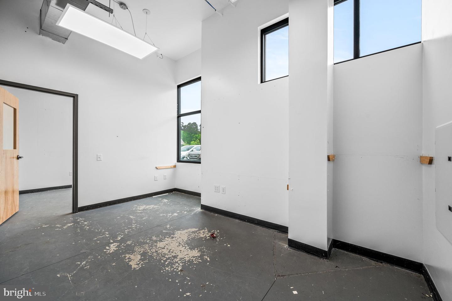 409 E Butler Ave #suite 4 Property Photo 7