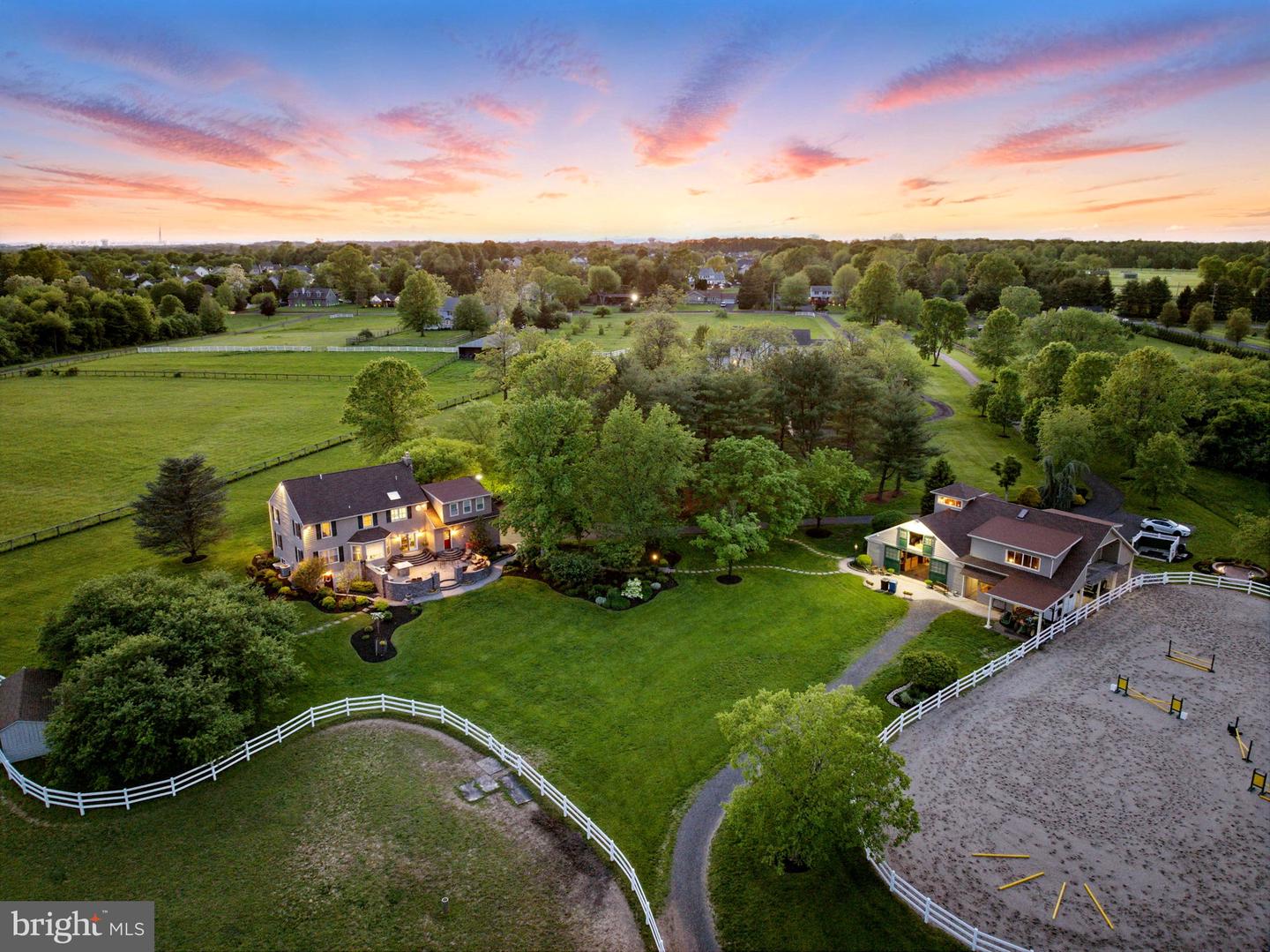 279 Folly Rd Property Photo 1