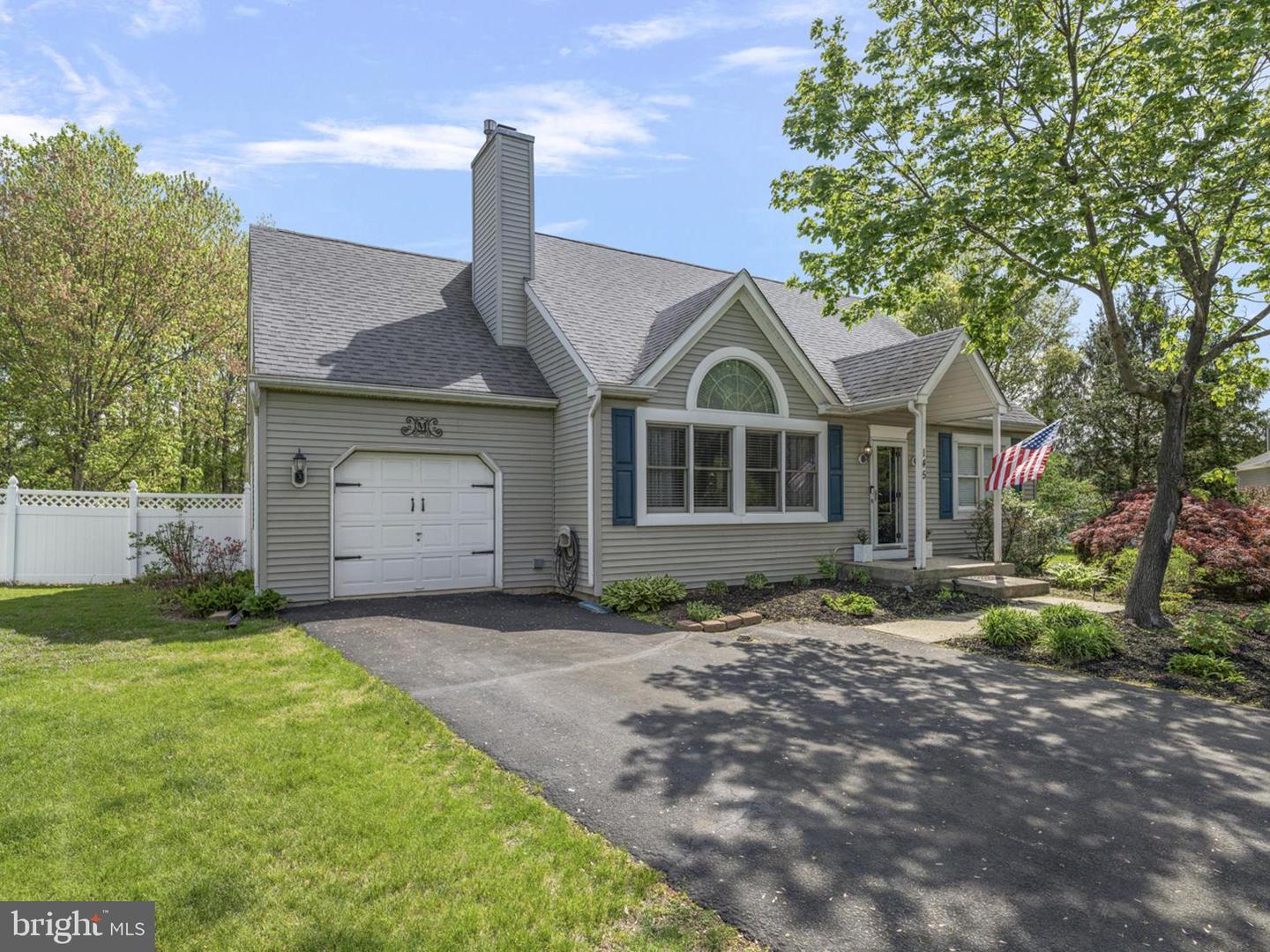 145 Cottonwood Ct. Property Photo 1