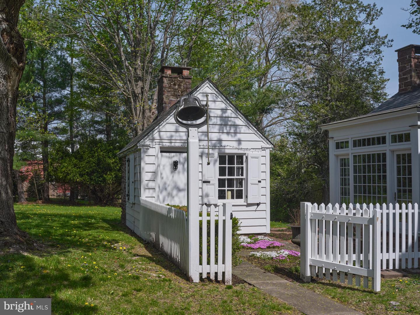 6398 Durham Rd Property Photo 12
