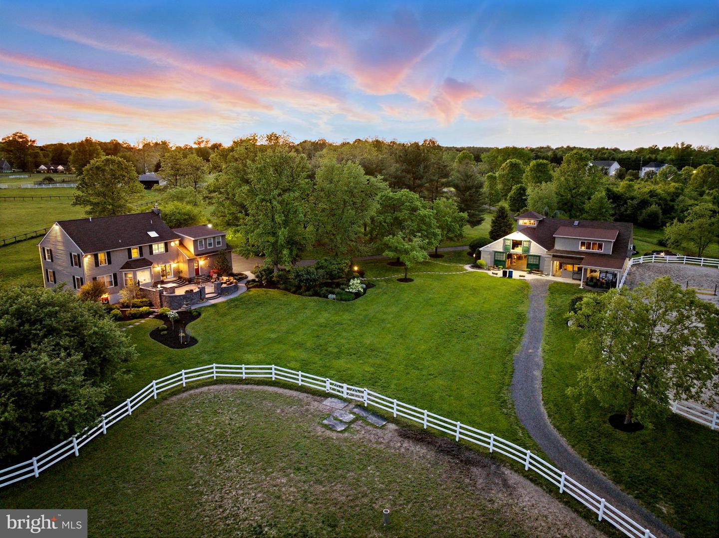 279 Folly Rd Property Photo 1