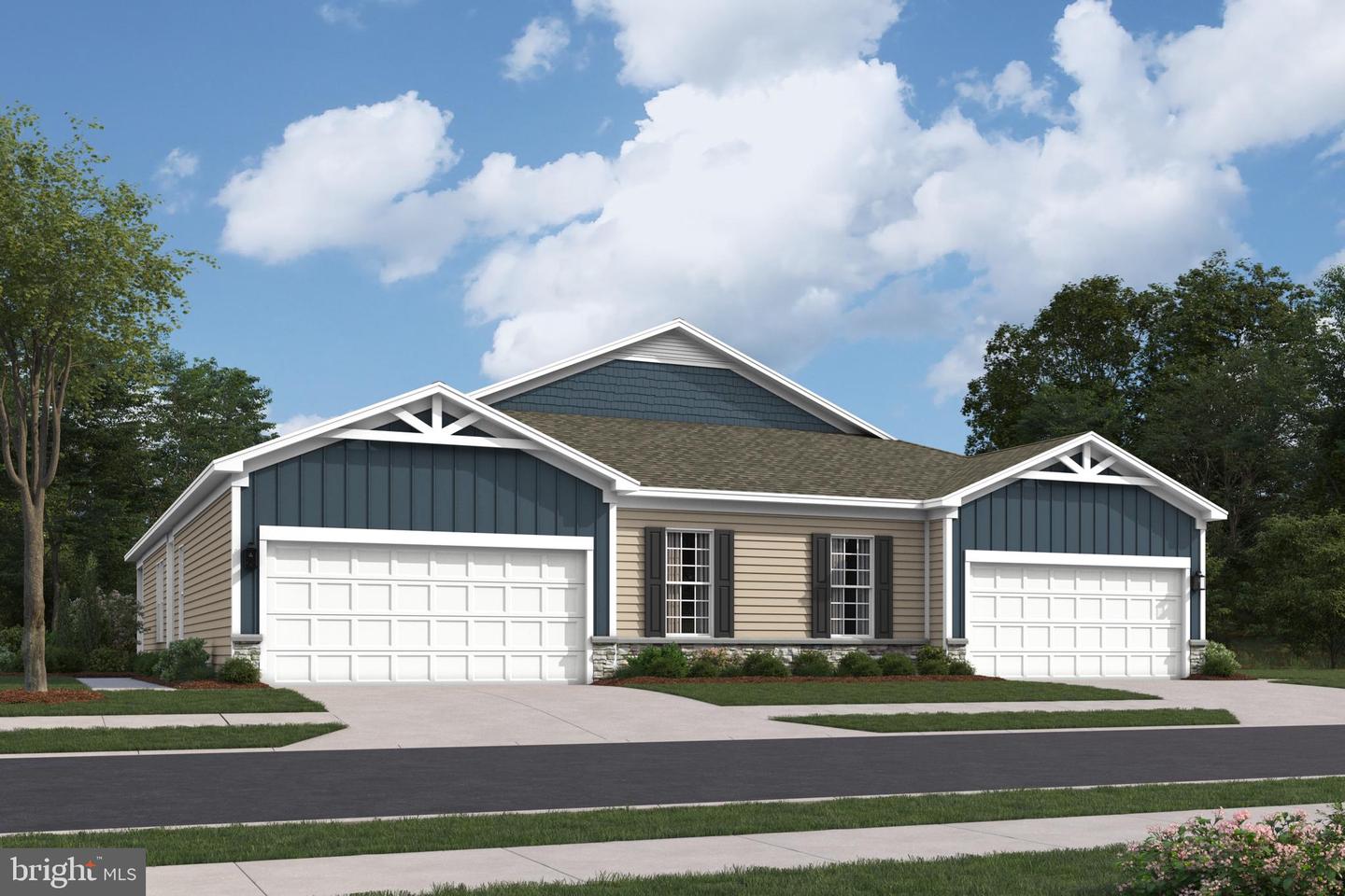 207 DELHAAS CIR Property Photo 1