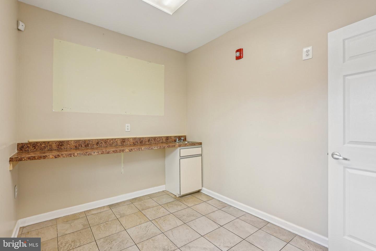 1005 Green Ln Property Photo 19