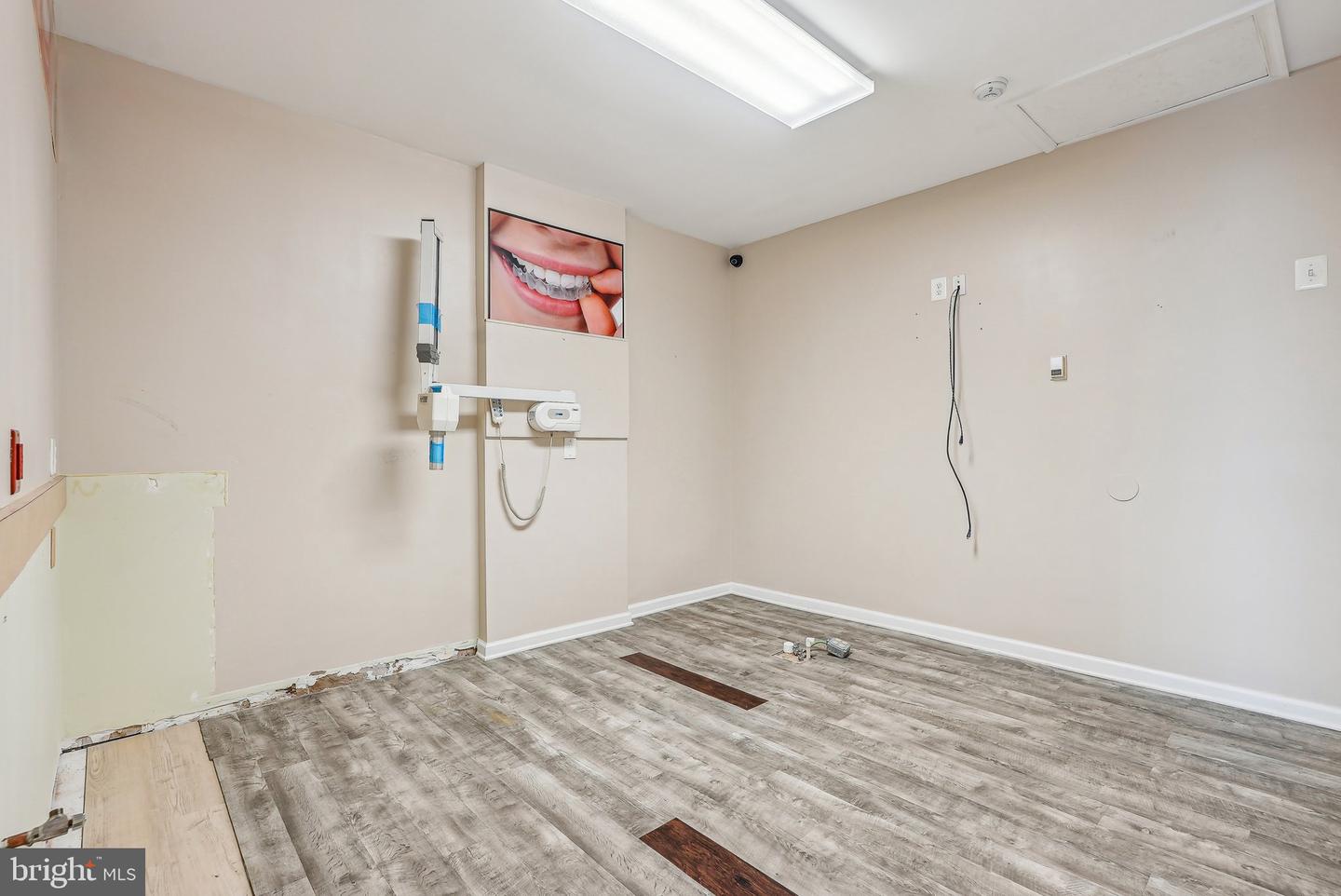 1005 Green Ln Property Photo 23