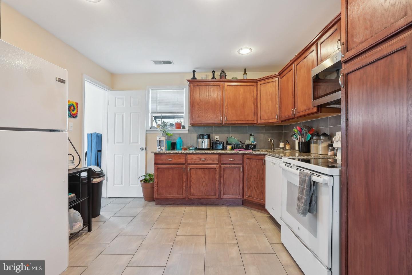 1005 Green Ln Property Photo 56
