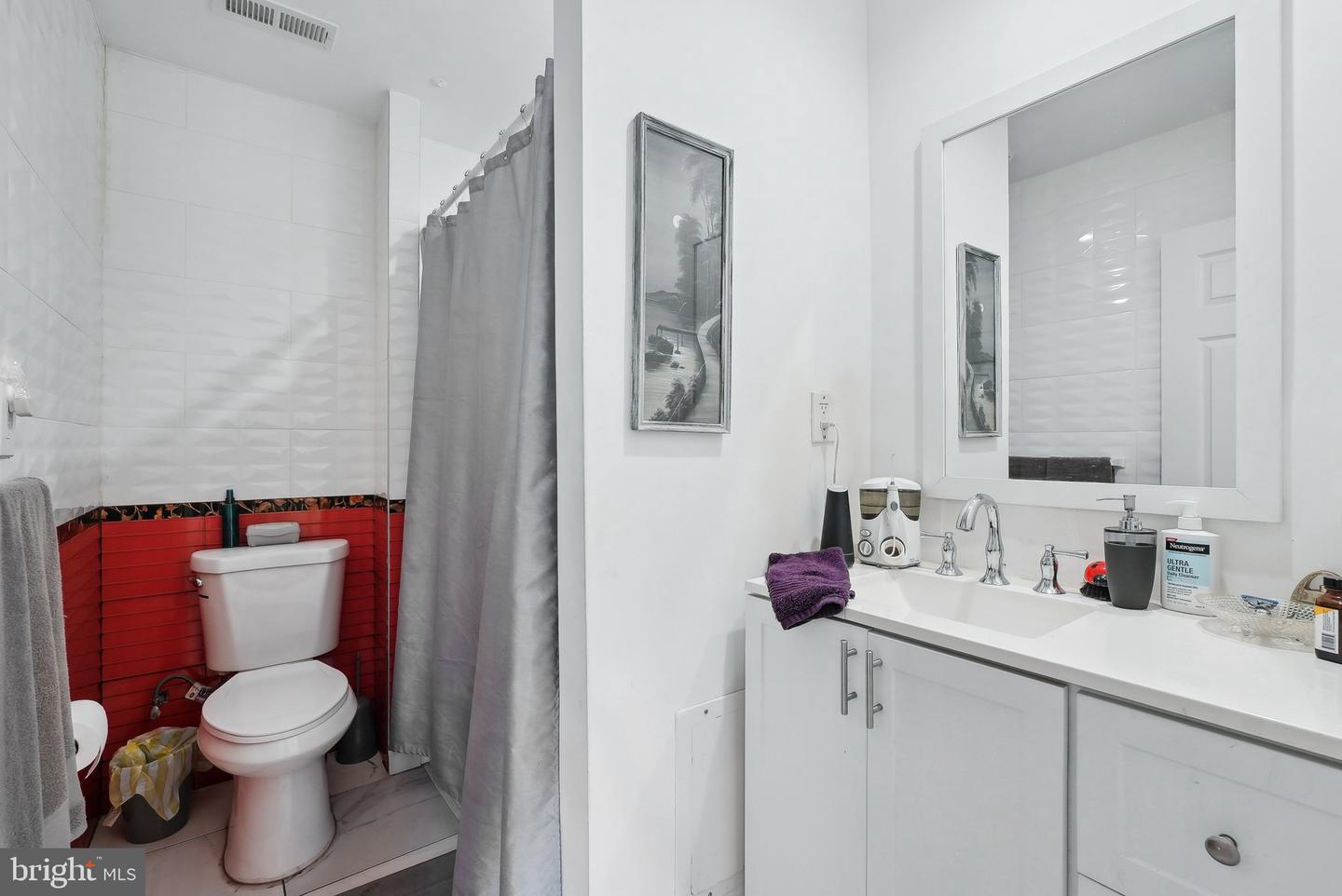 1005 Green Ln Property Photo 63