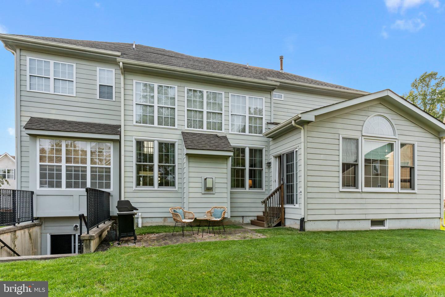 8 Warwick Ct Property Photo 4
