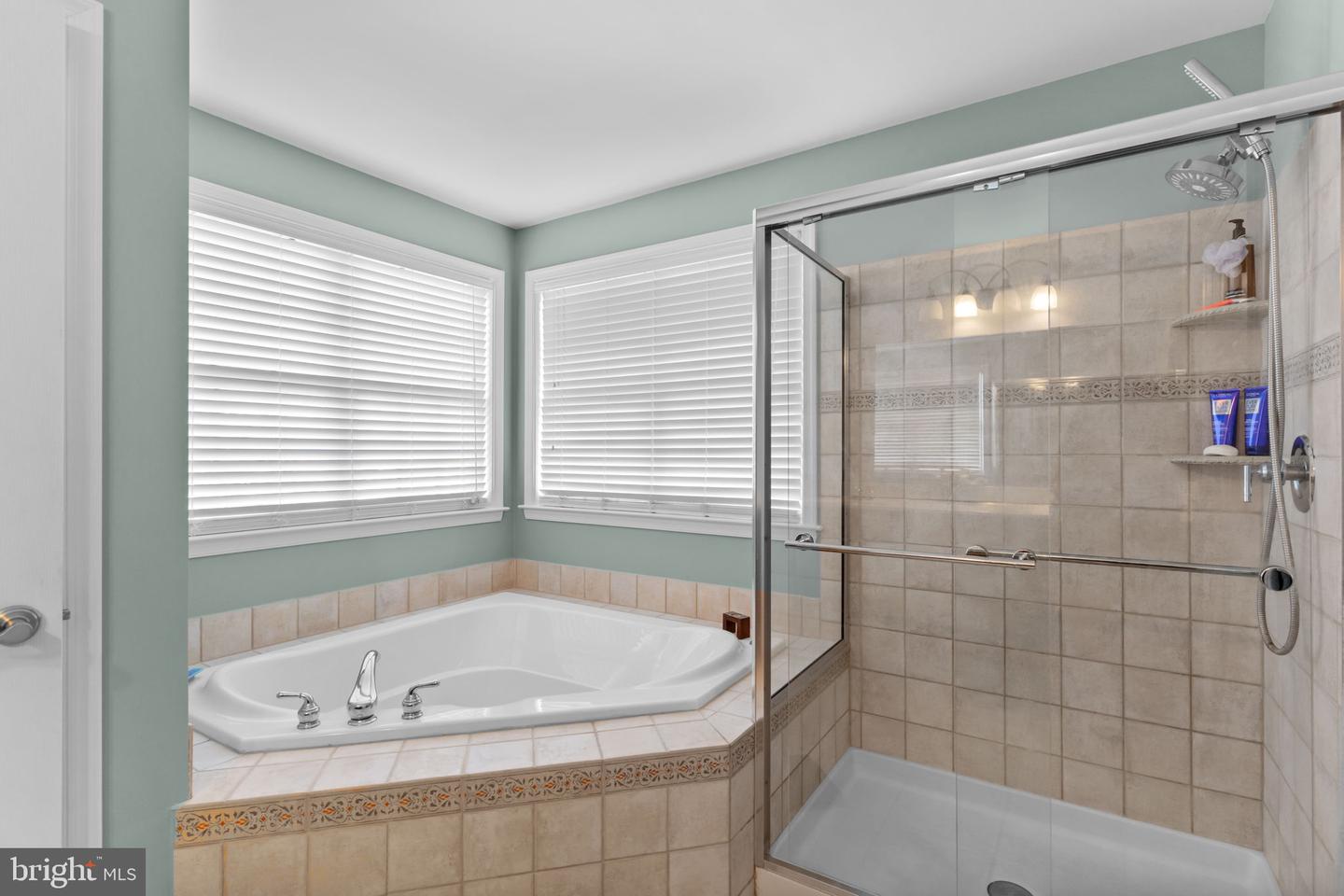 8 Warwick Ct Property Photo 33