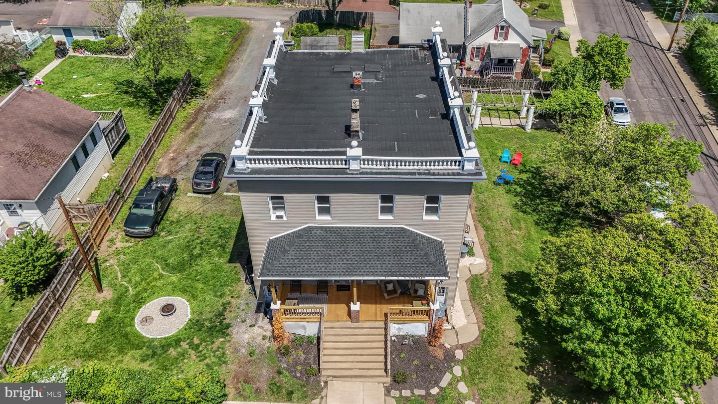 403 Washington Ave Property Photo
