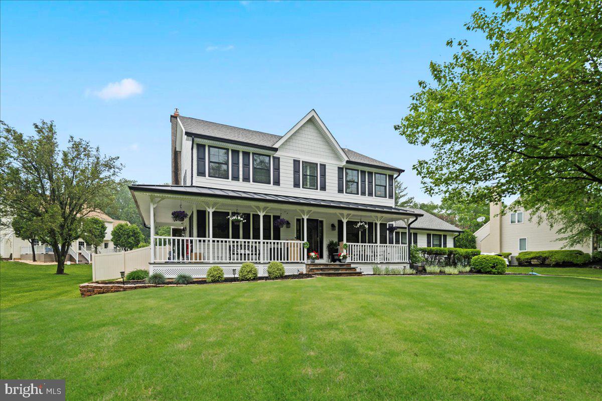 105 South Dr Property Photo