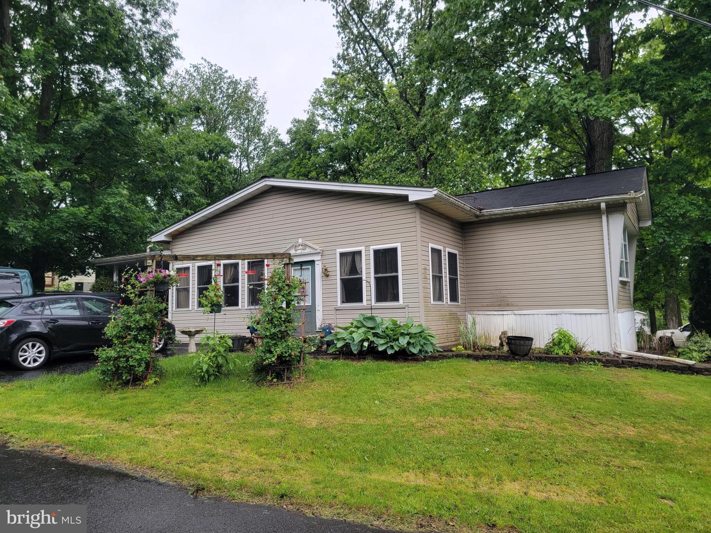 2 Highland Dr Property Photo