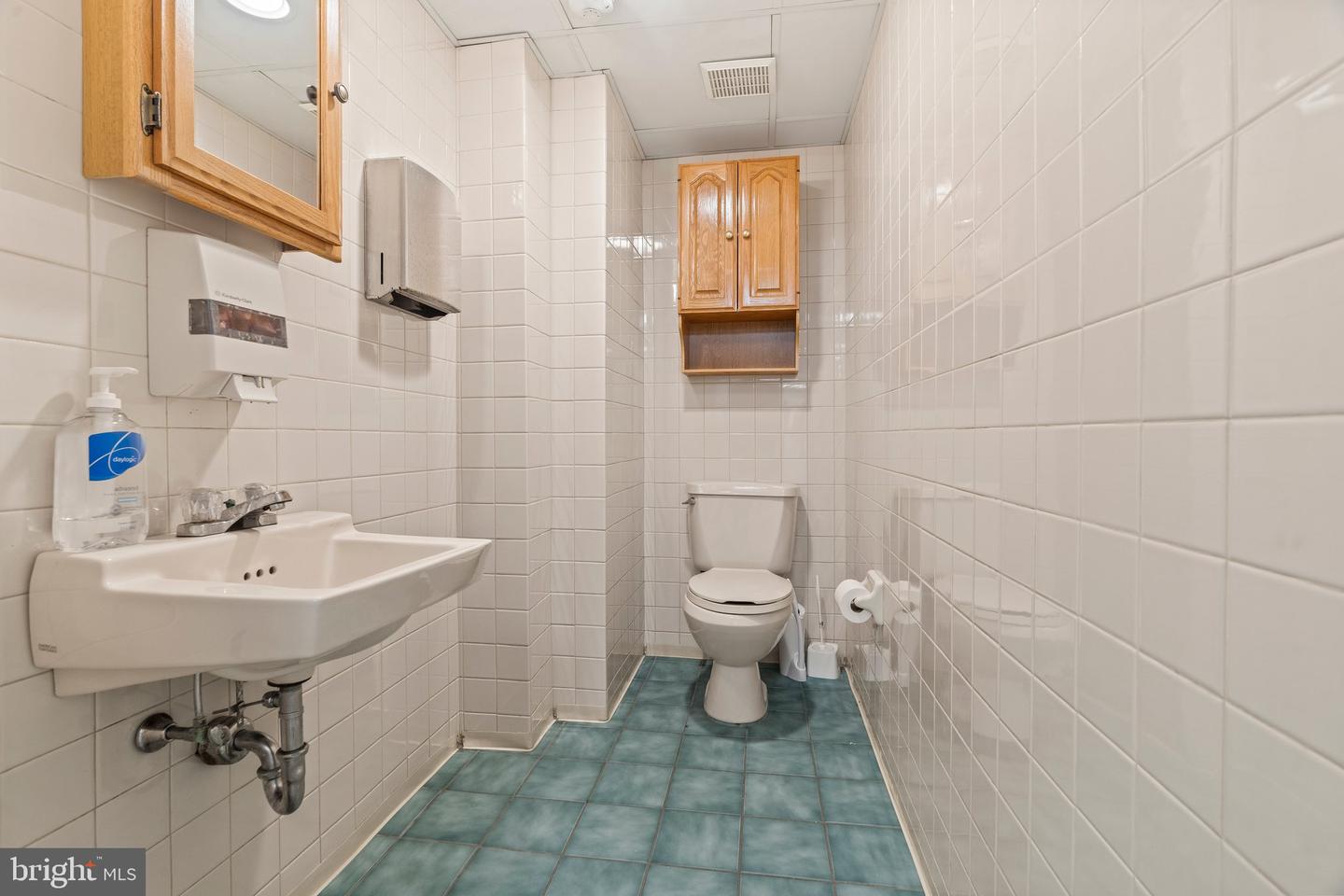 329 Otter St Property Photo 12