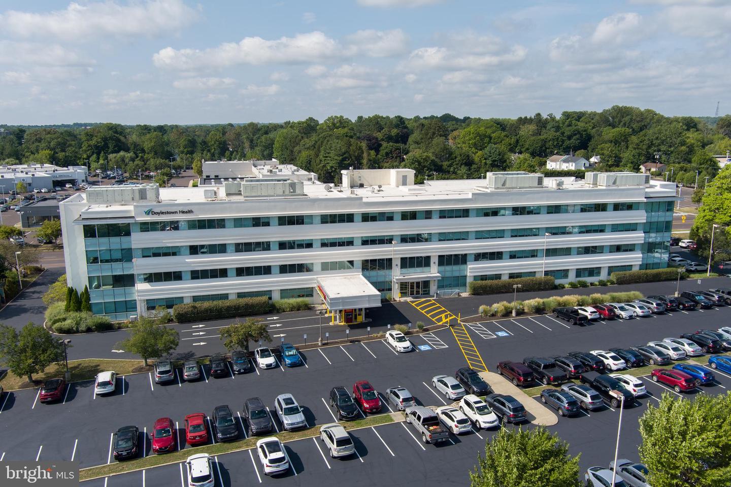 4259 W Swamp Rd Property Photo 2