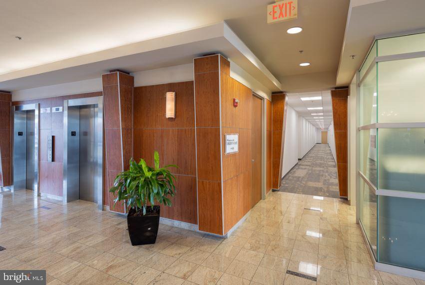 4259 W Swamp Rd Property Photo 4