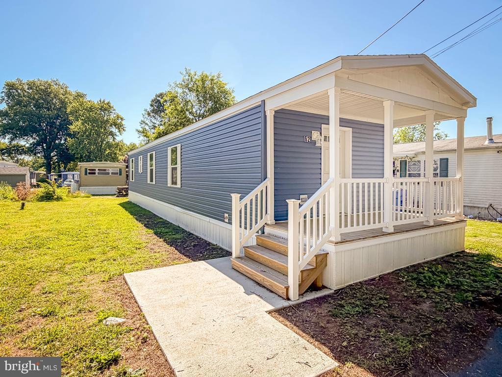 62 Harrison Dr Property Photo 1