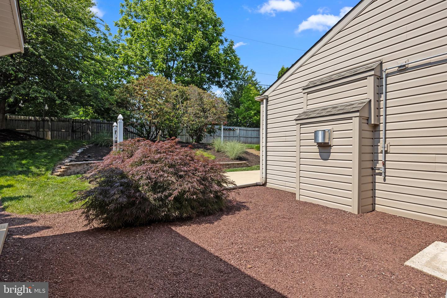 222 Hampton Dr Property Photo 37
