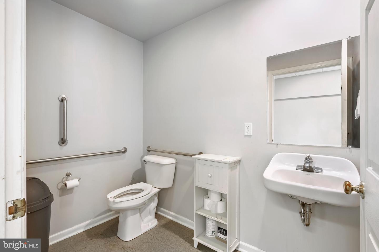 1024 Easton Rd Property Photo 12