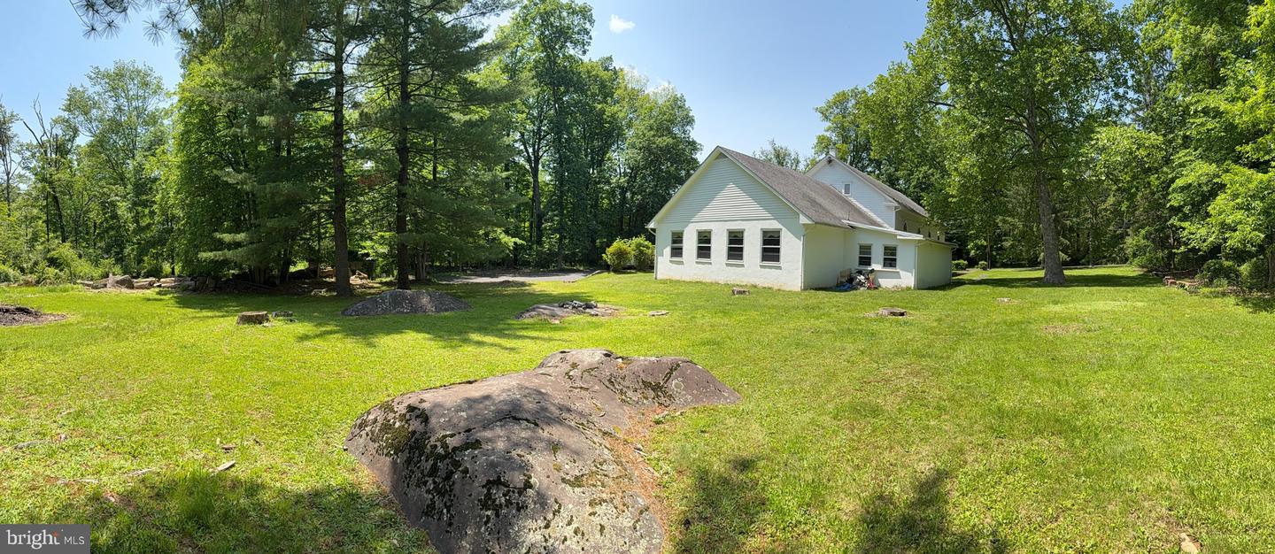 1142 Apple Rd Property Photo 5