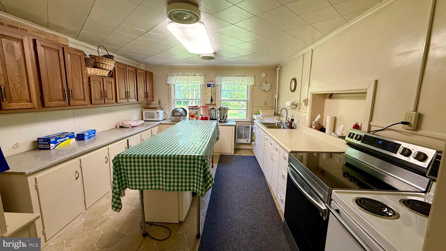 1142 Apple Rd Property Photo 12