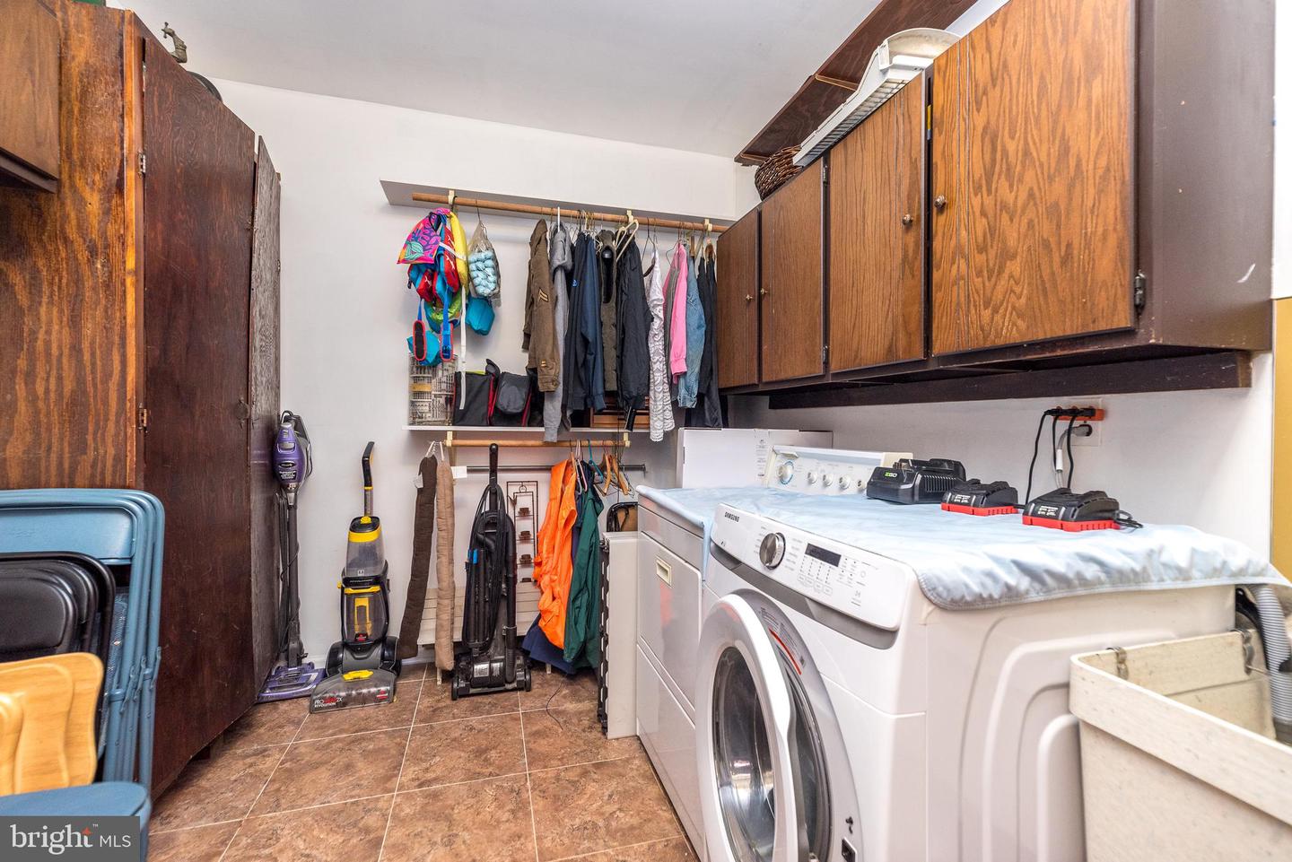 866 Decker Ln Property Photo 12