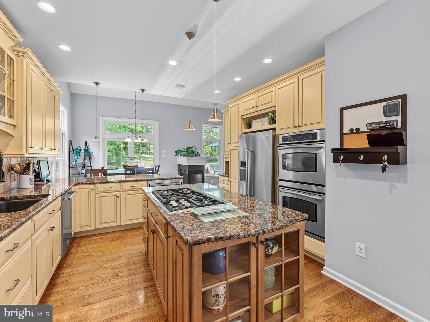 928 Township Line Rd Property Photo 12