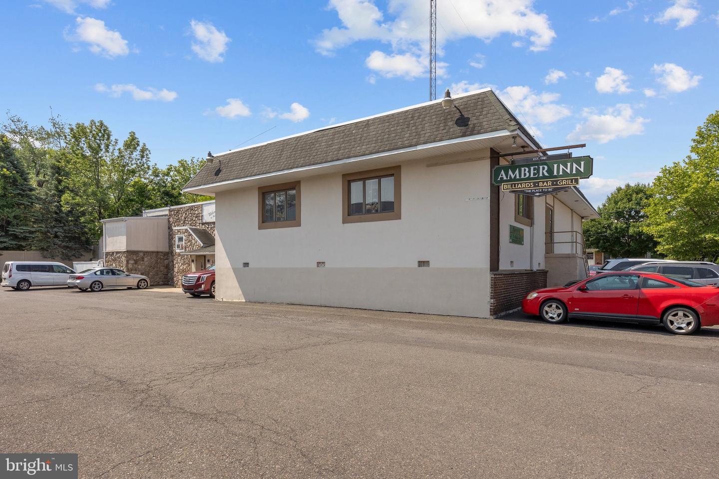 209 Shewell Ave Property Photo 2