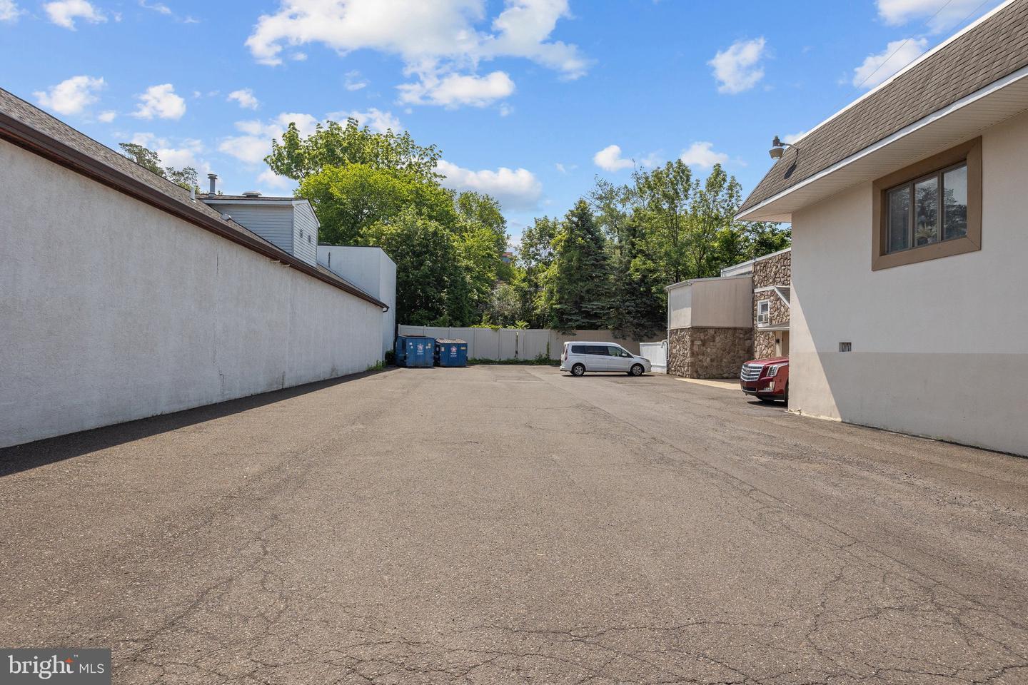 209 Shewell Ave Property Photo 46