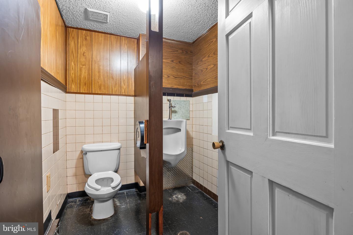 209 Shewell Ave Property Photo 63