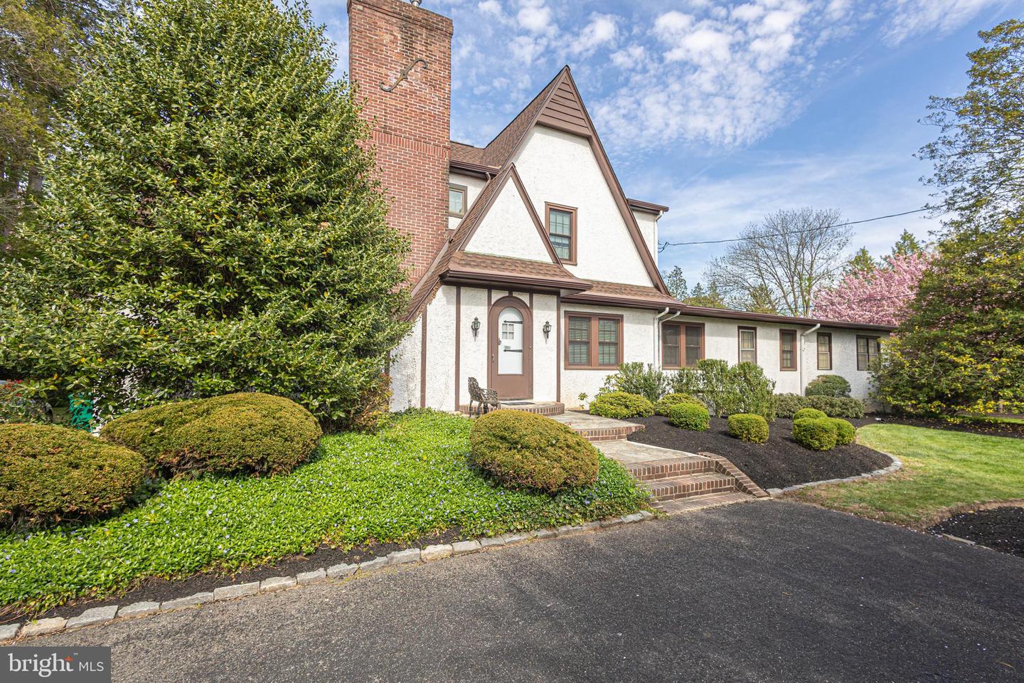 1802 Yardley Morrisville Rd Property Photo