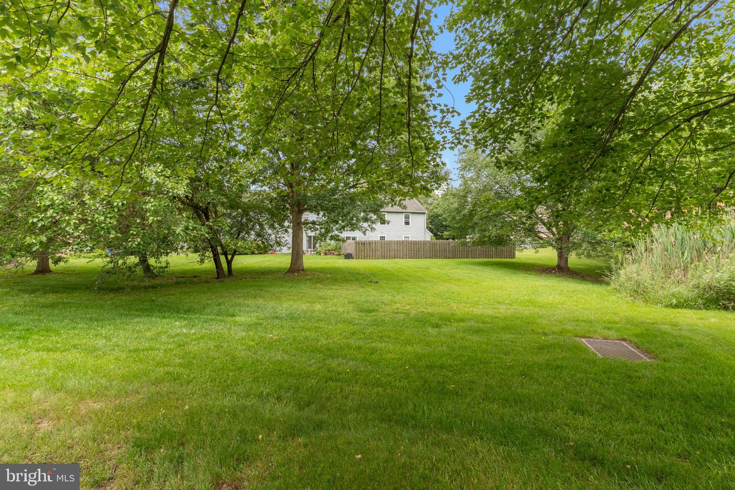 617-b Rose Hollow Dr Property Photo 31