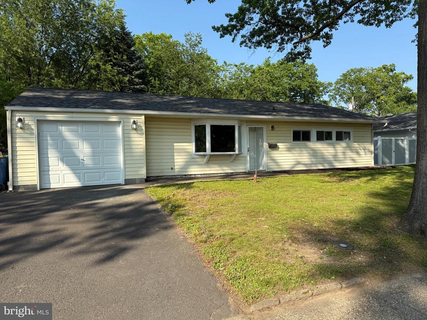 56 Orchard Ln Property Photo 1