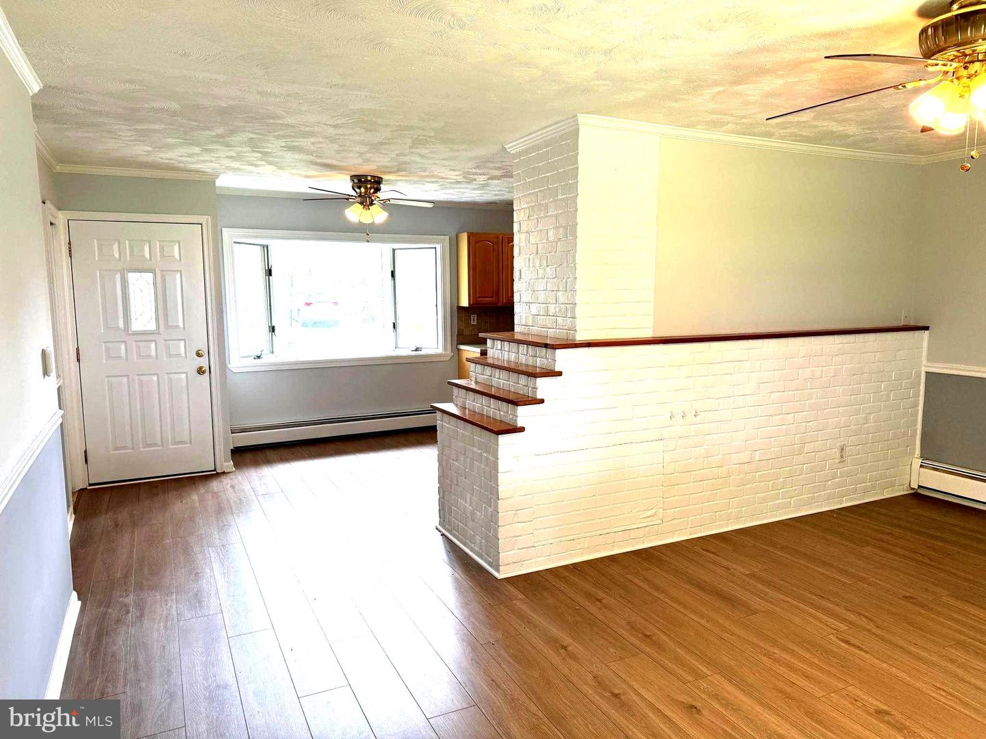 56 Orchard Ln Property Photo 9