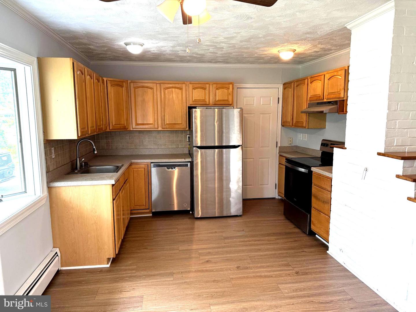 56 Orchard Ln Property Photo 12