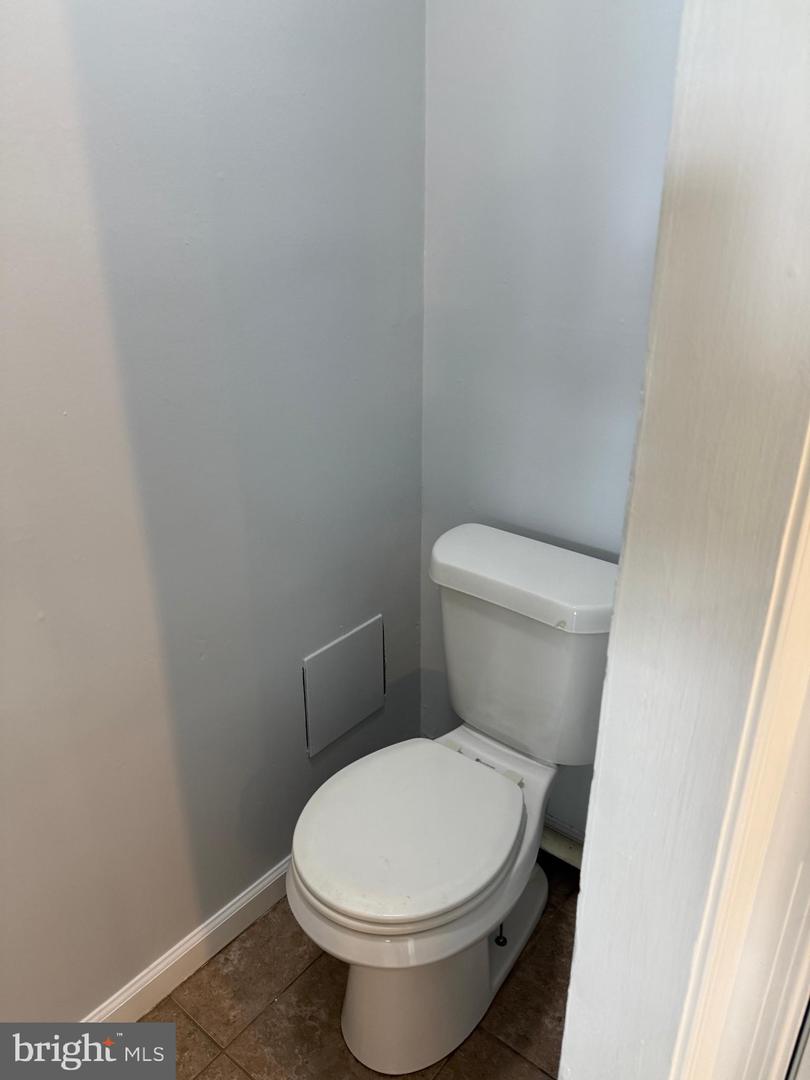 56 Orchard Ln Property Photo 24