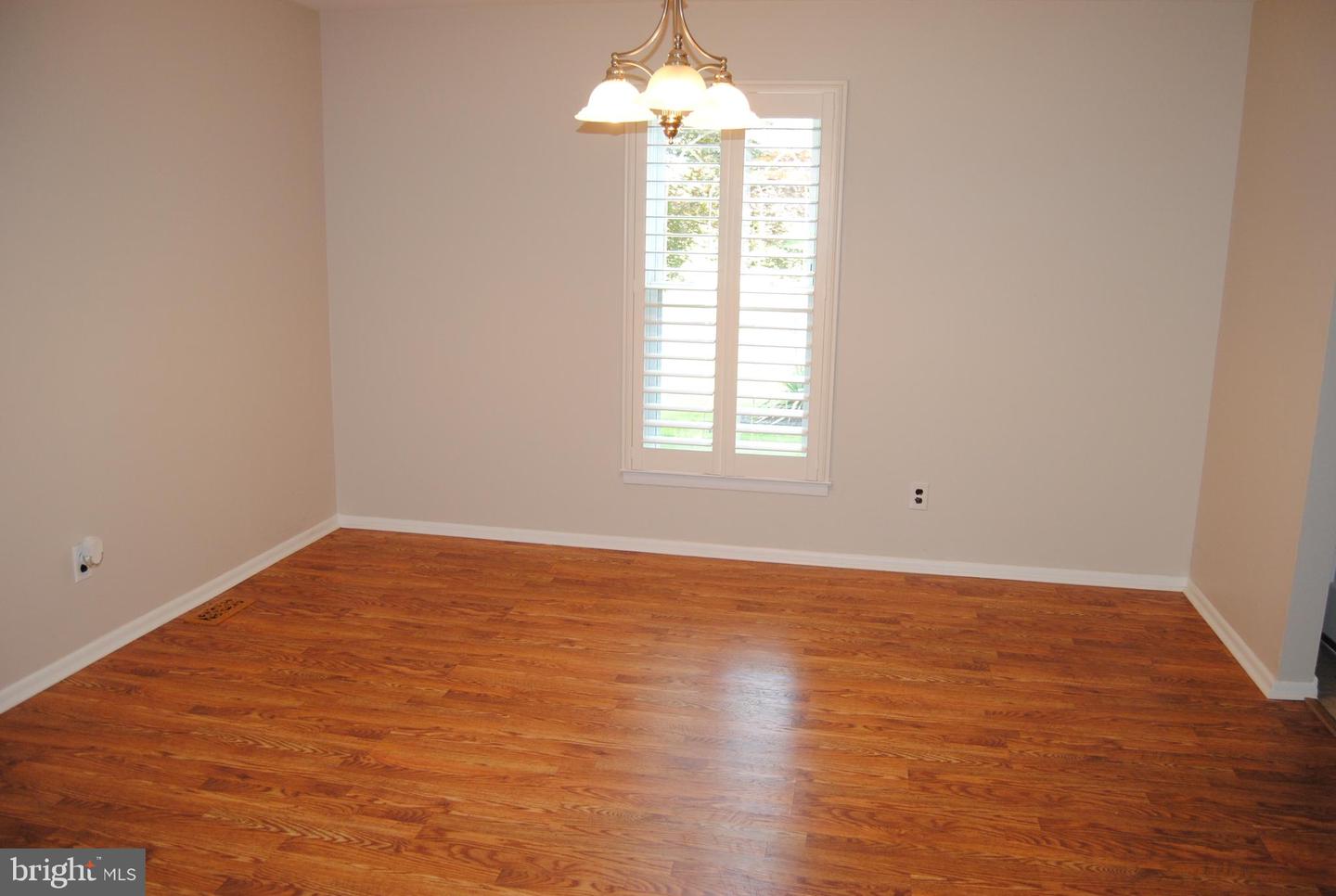 720 Ross Dr Property Photo 5