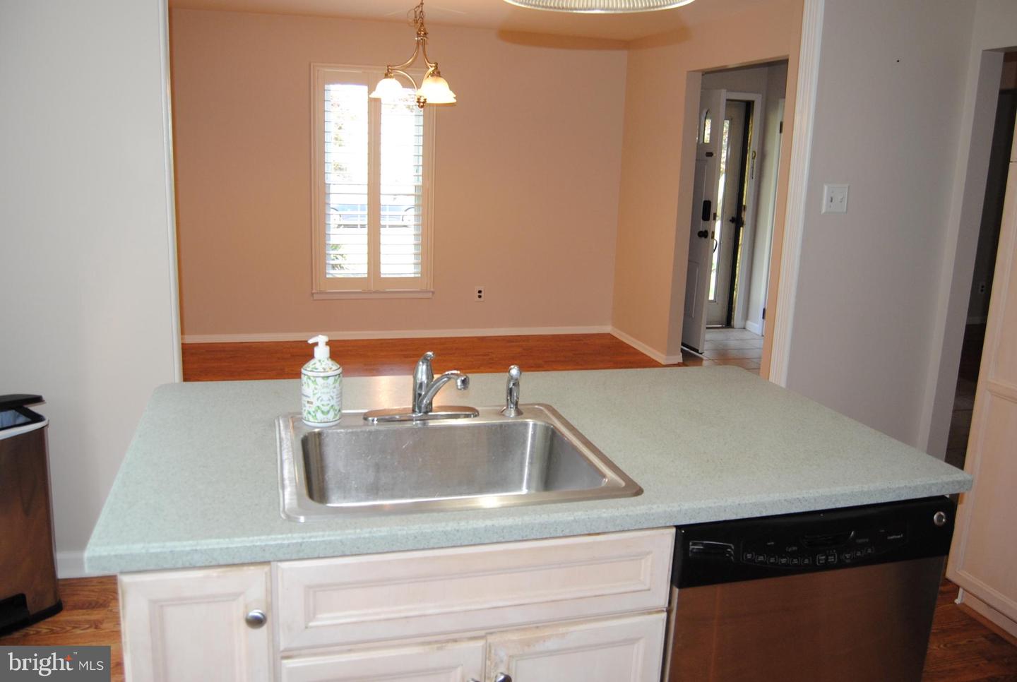 720 Ross Dr Property Photo 10