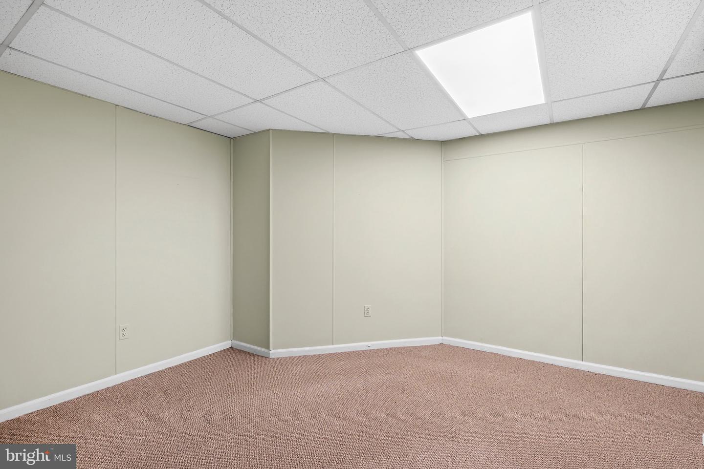 680 Fox Hollow Dr Property Photo 49