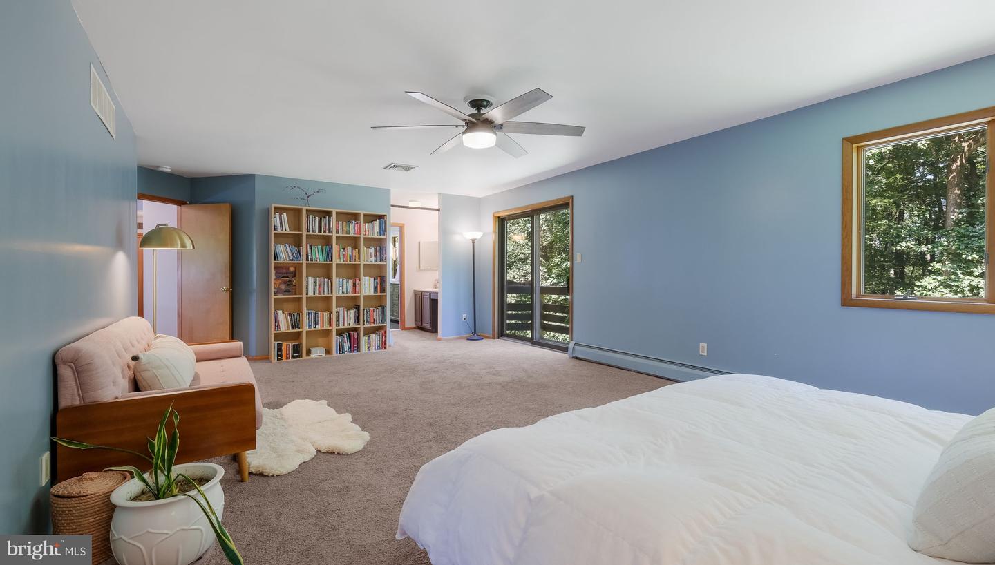 1140 Ferry Rd Property Photo 29
