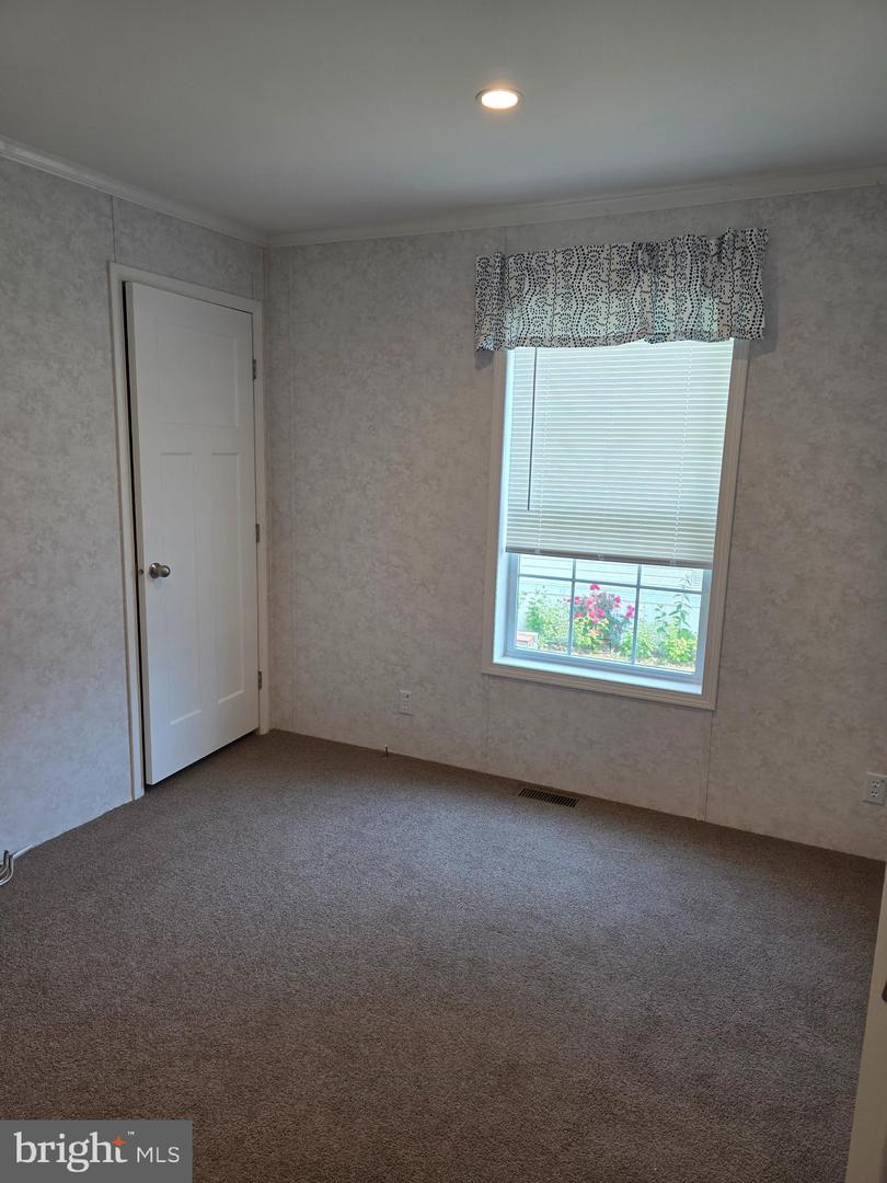 6136 Clearview Ave Property Photo 16