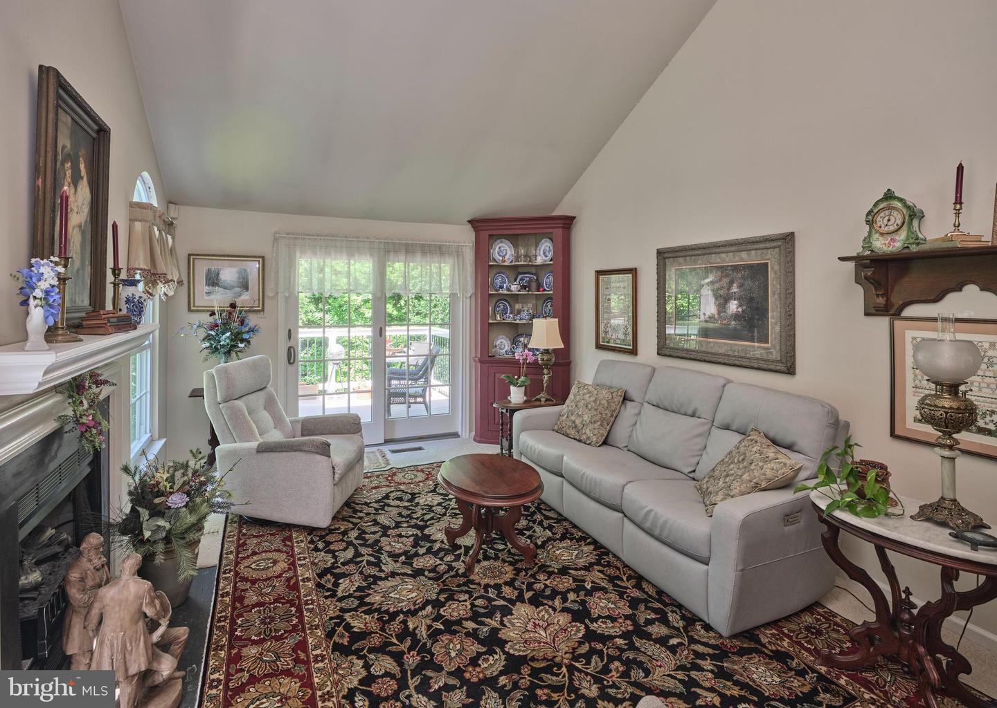 3307 Freemans Ln Property Photo 6