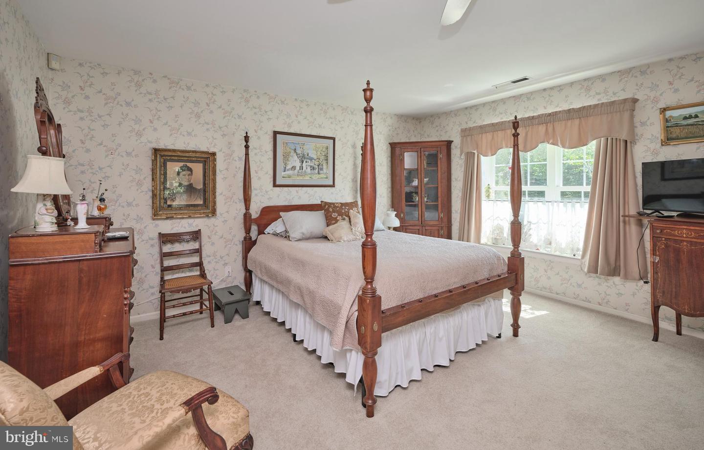 3307 Freemans Ln Property Photo 14